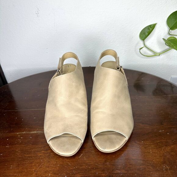 Naturalizer Teagan Slingback Heels Beige Size 9M Peep Toe Sandals Comfort - Picture 6 of 8